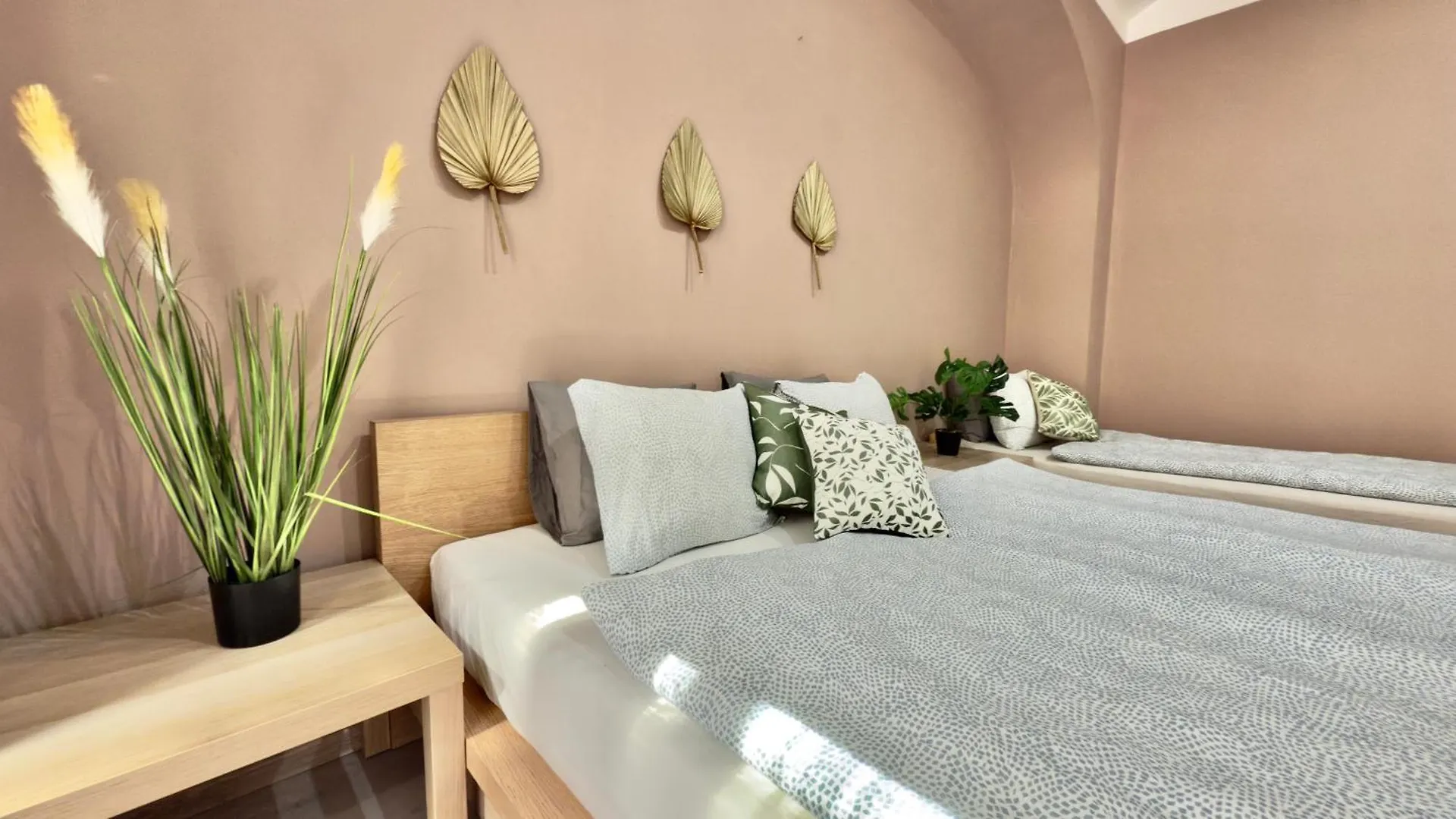 Plavecka Holiday Apartments Prag 0*,