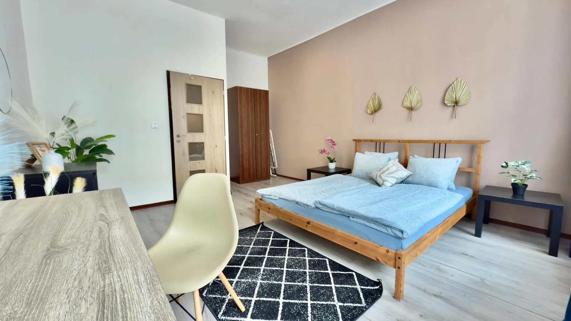 Plavecka Holiday Apartments Prag Tschechische Republik