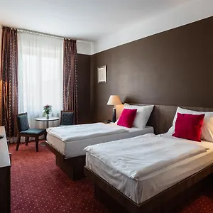 Hotel Harmony, Prag