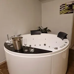  Apartment Dobrovskeho