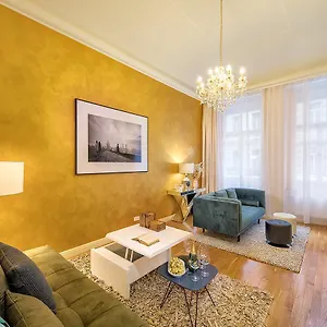  Apartment Days - Luxurious Lesser Town