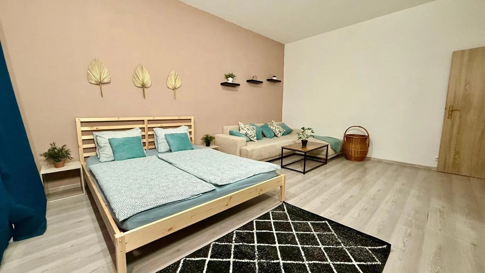 Plavecka Holiday Apartments Prague
