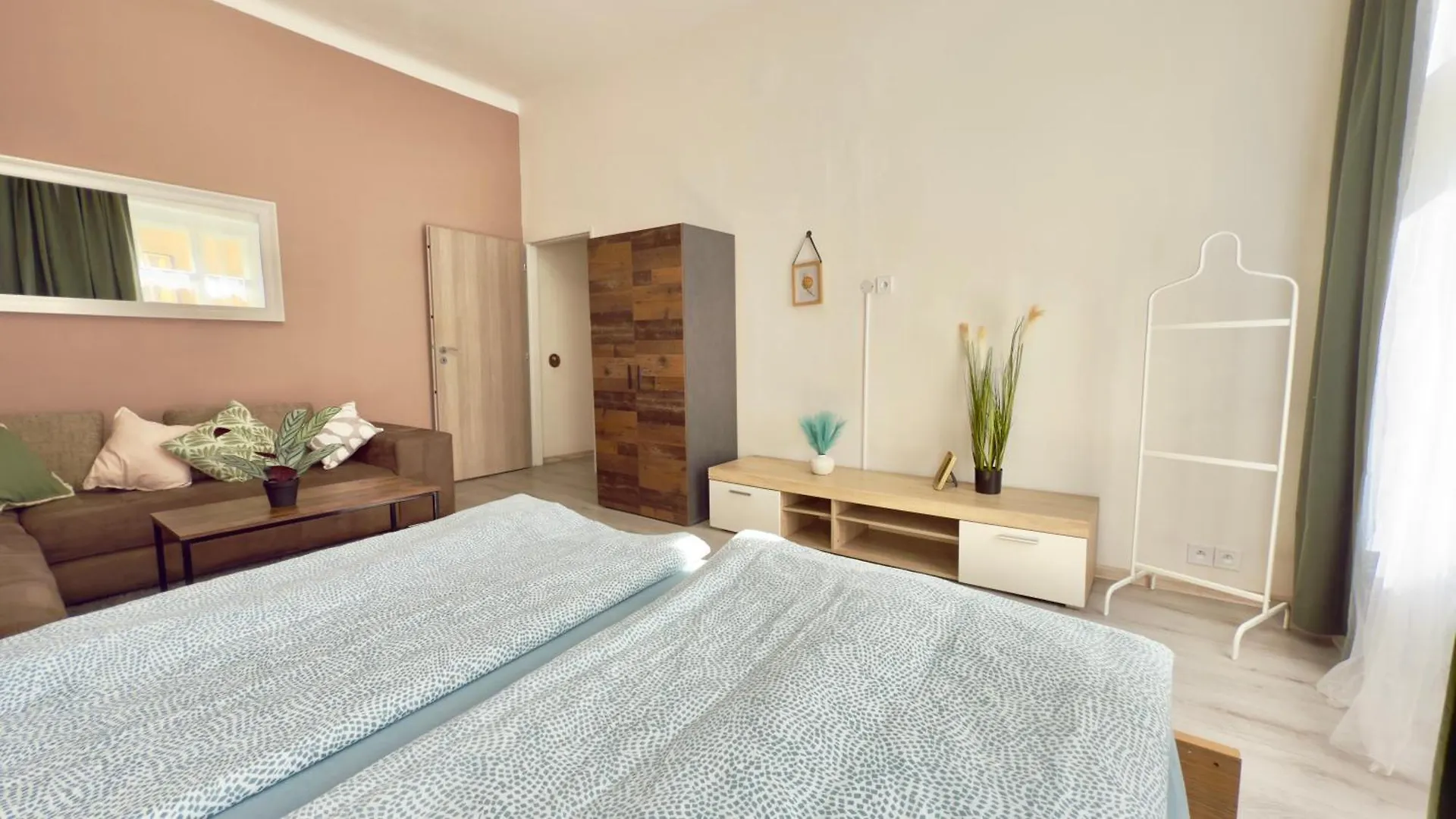 Plavecka Holiday Apartments Prague